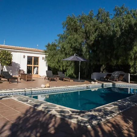 白色公寓 乡村民宿